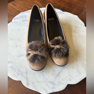 Fur trimmed tan suede Stuart Weitzman low heeled - size 8.5